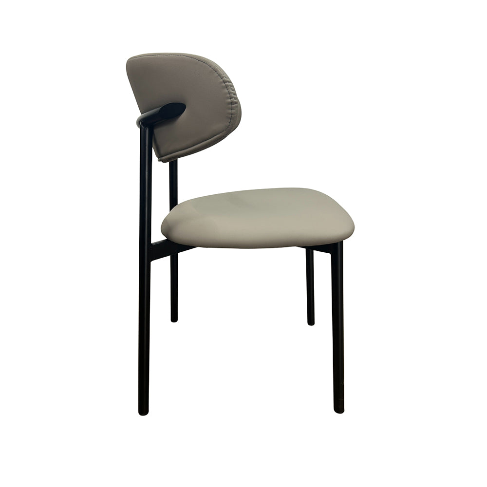 Cadeira Alba com Pés de Aço