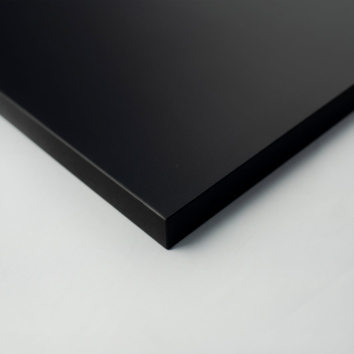 Mesa elétrica orgânica com caixa de tomadas esquerda 72 a 119A X 120L X 70P