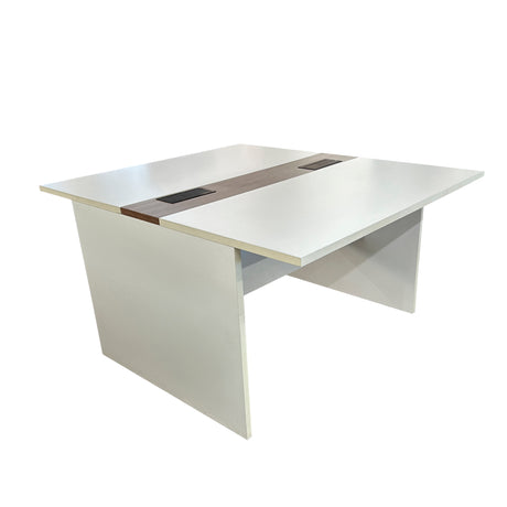 Mesa plataforma dupla com pé painel e régua de conectividade - Alfamob - 73AX120LX140P