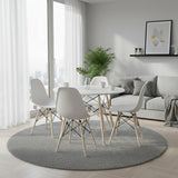 Kit com 1 Mesa e 4 Cadeiras Fixas Spezia em polipropileno com base em madeira