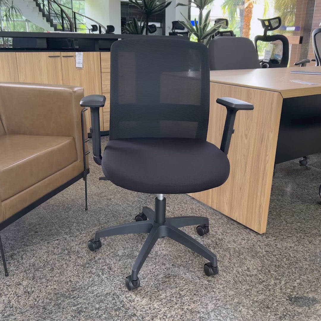 Cadeira de Escritório Aria – Ergonomia, Design Moderno e Conforto Superior
